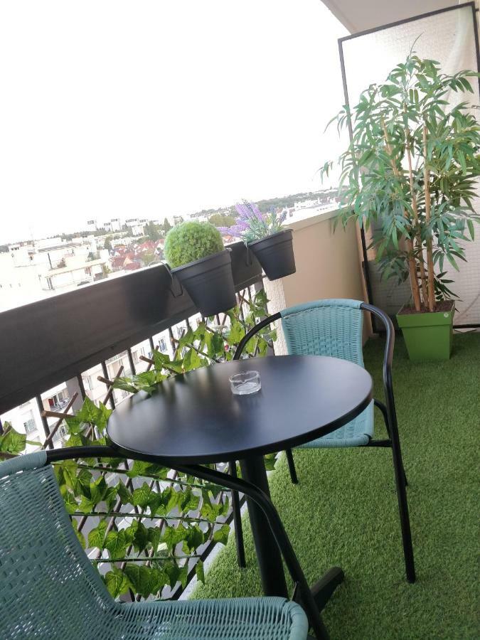 Le Parisien T1Antony-Berny By Beds4Wanderlust - 35M2 Avec Balcon - Aeroport Orly 5Miles - Train Station Rer B Orlyval 1Mileアパートメント エクステリア 写真